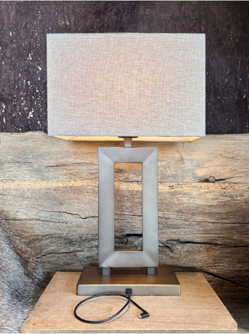 Marriot E27 table lamp with USB bronze with 3-position cord dimmer.