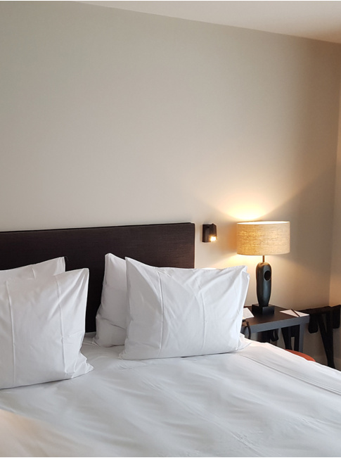 Espia wall lamp black