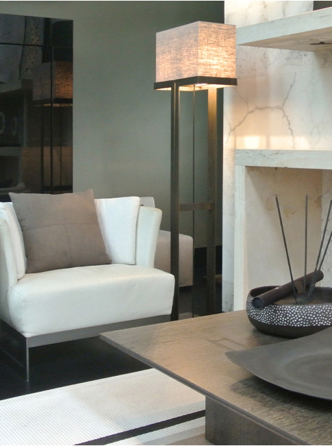 Piotello bronze floor lamp designed by Marcel Wolterinck