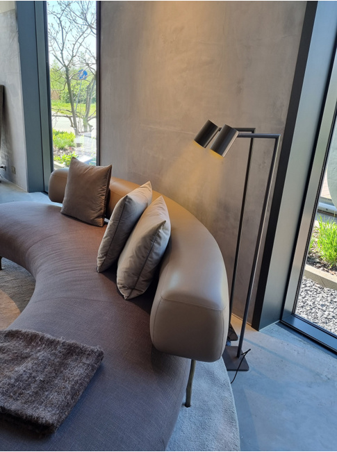 Tribe vloerlamp zwart ontworpen door Piet Boon - Vloerlampen