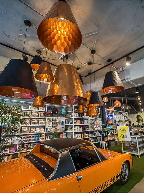 Hexagon xs gold/gold hanging lamp designed by Osiris Hertman