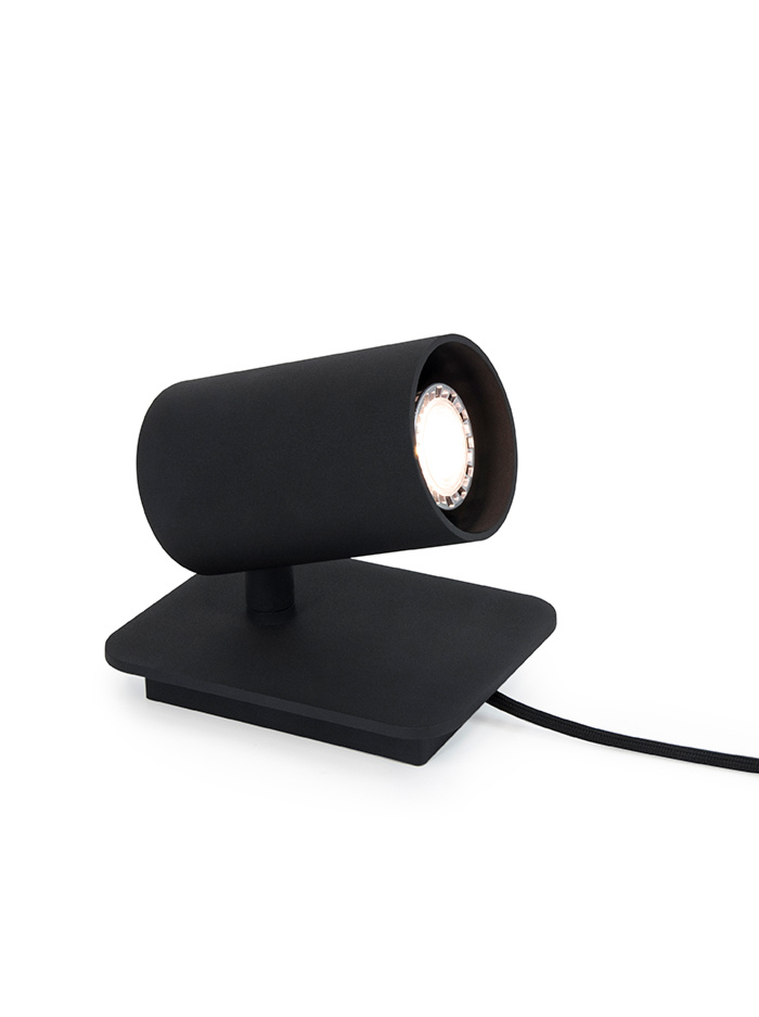 Tribe vloer Uplighter zwart ontworpen door Piet Boon - Vloerlampen