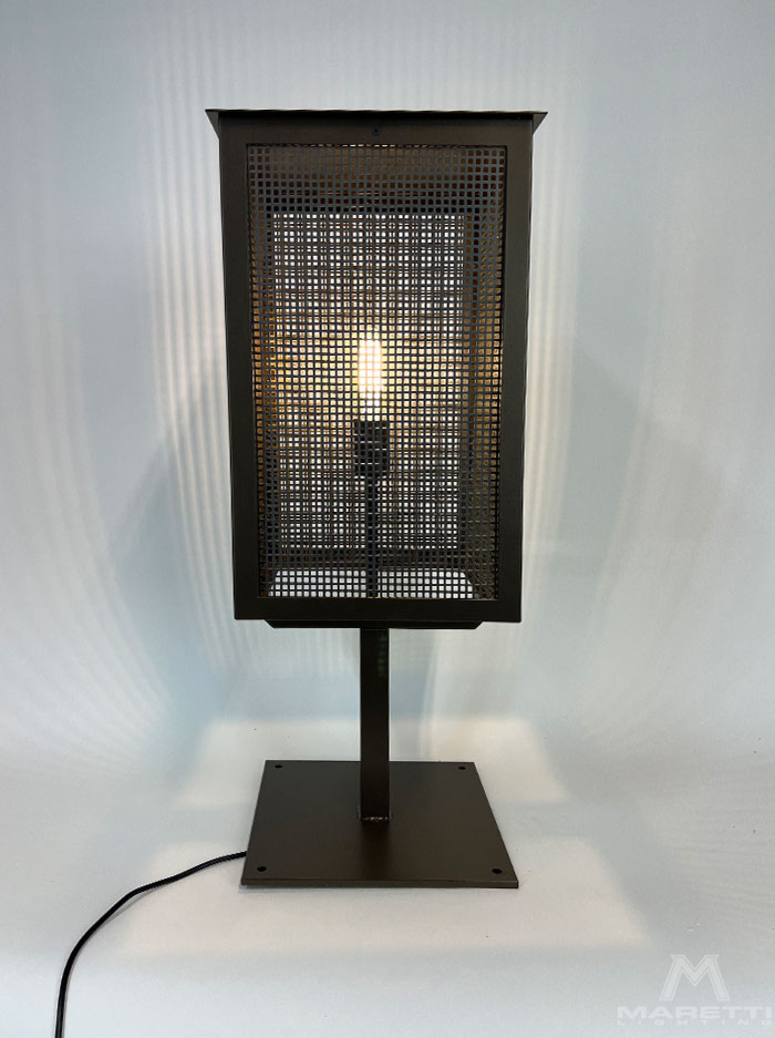 Quatro floor lamp m black