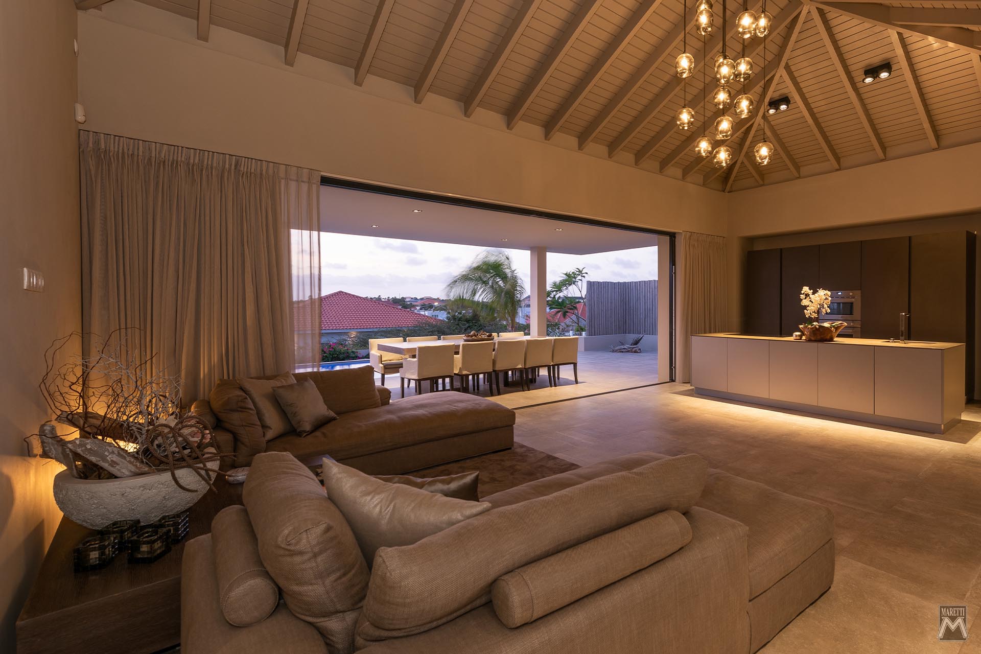 Projectverlichting Maretti International Bianca van Harmelen Curaçao