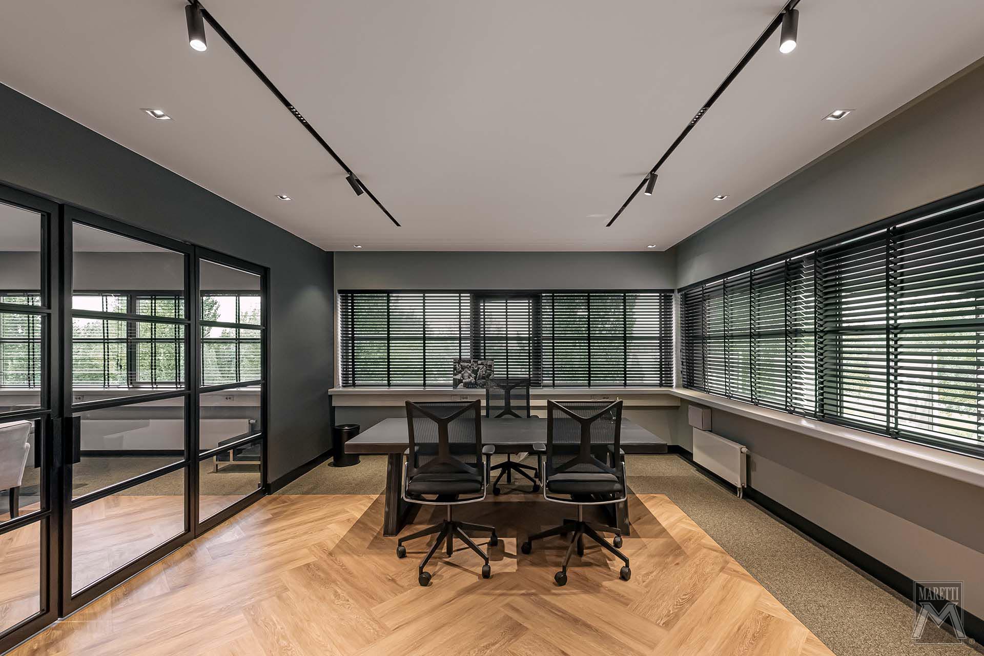 Projectverlichting Showroom Knipidee Maretti Lighting