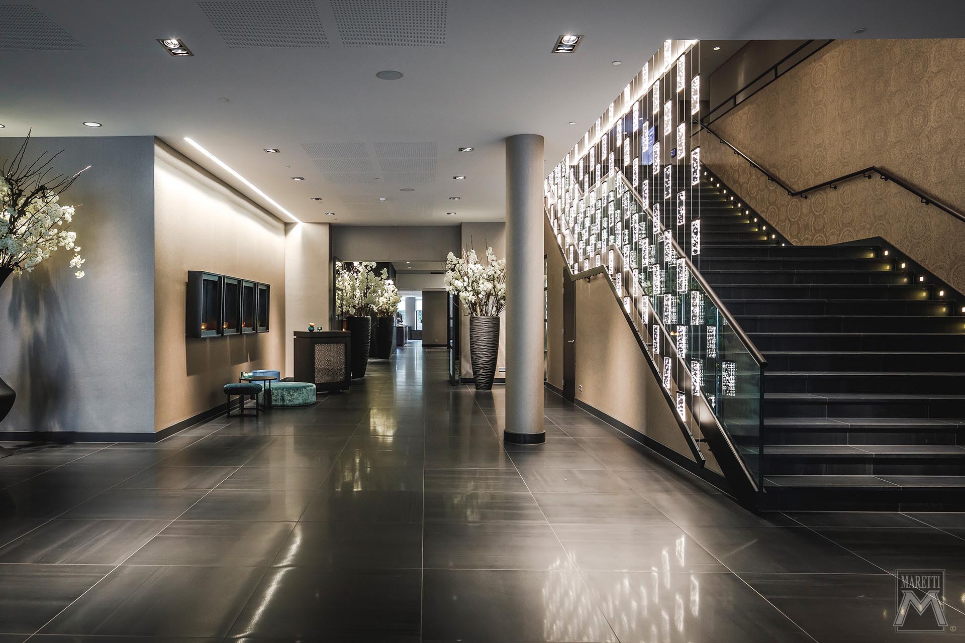 Van der Valk Utrecht Maatwerk hanglamp plexiglass